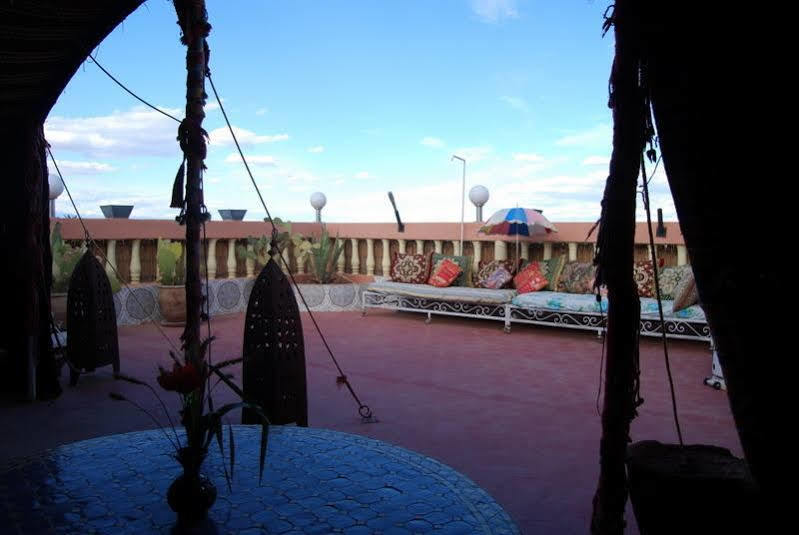 Le Temps De Vivre Bed and Breakfast Uarzazate Exterior foto
